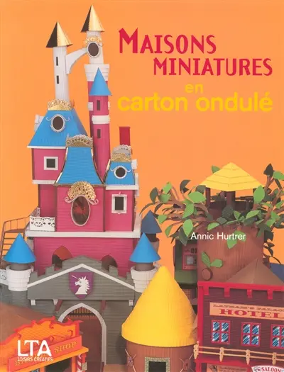 Maisons miniatures en carton ondulé