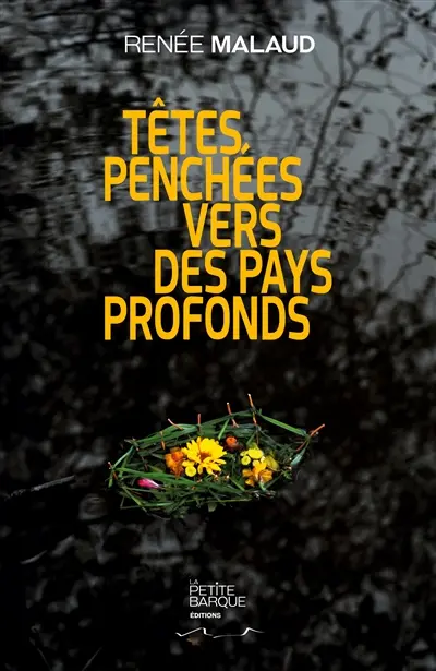 Têtes penchées vers des pays profonds