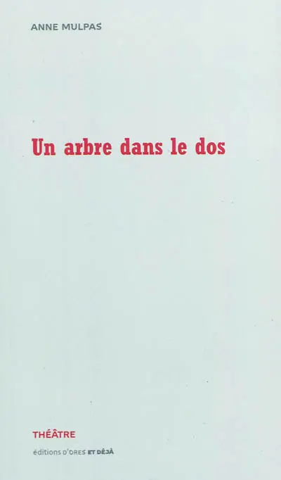 Un arbre dans le dos