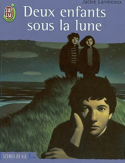 Deux enfants sous la lune