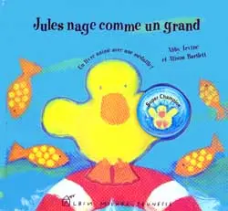 Jules nage comme un grand
