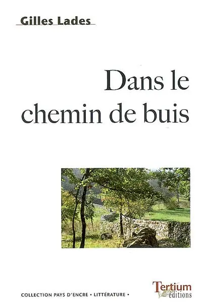 Dans le chemin de buis