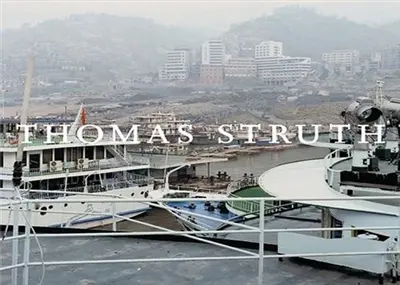 Thomas Struth 1977-2002