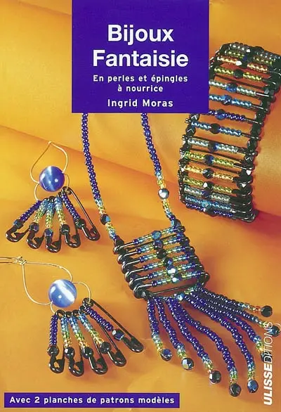Bijoux fantaisies en perles et épingles à nourrice