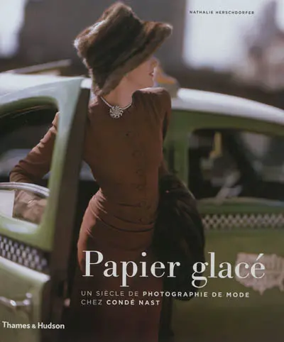 Papier glacé : un siècle de photographie de mode chez Condé Nast