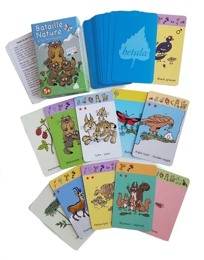 Bataille nature à la montagne : un jeu de 52 cartes en 4 langues
